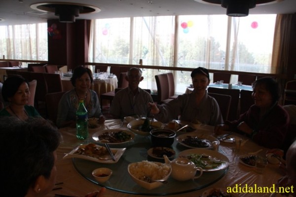 Hanh_huong_Tu_Dai_Danh_Son_2009 (265).jpg