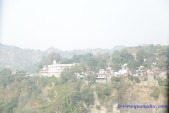 Day 14- di chuyen len Dharamsala (19).jpg